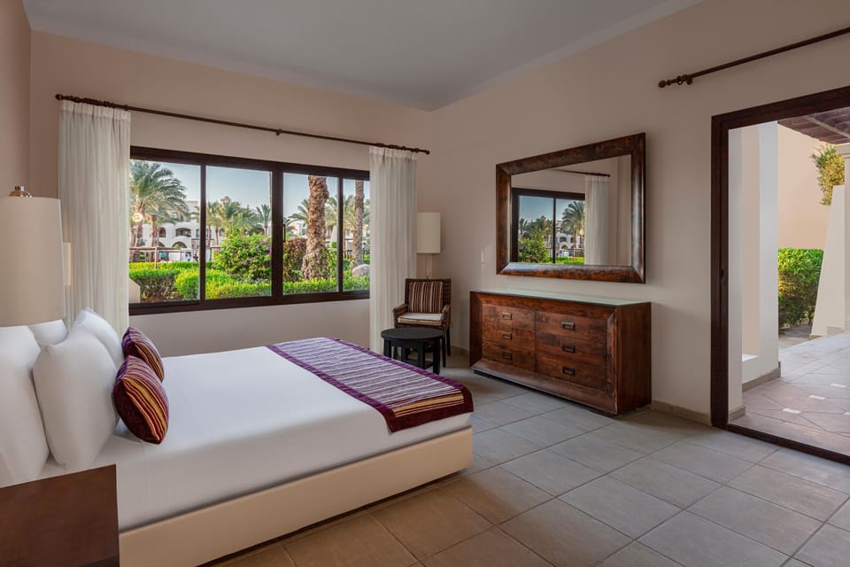 Suite, 3 Bedrooms | Minibar, in-room safe, desk, cribs (free)