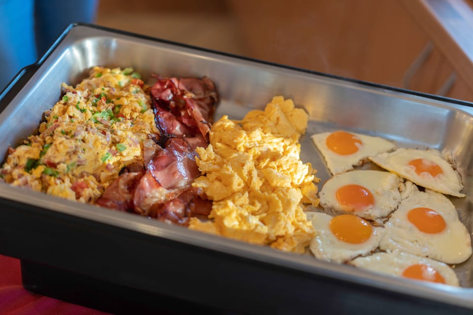 Free daily buffet breakfast