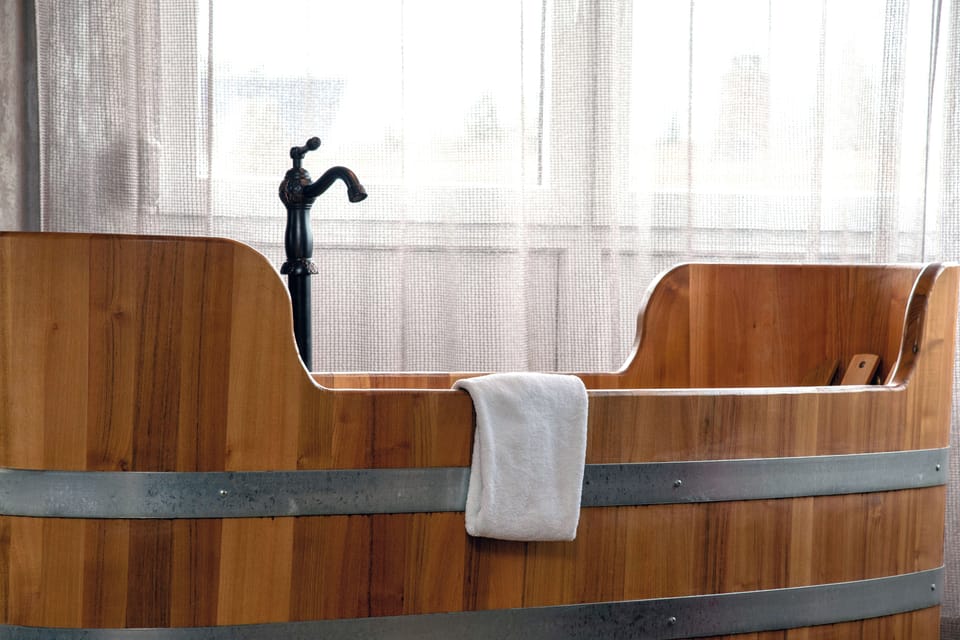 Romantic Double Room | Bathroom | Free toiletries, hair dryer, towels, soap
