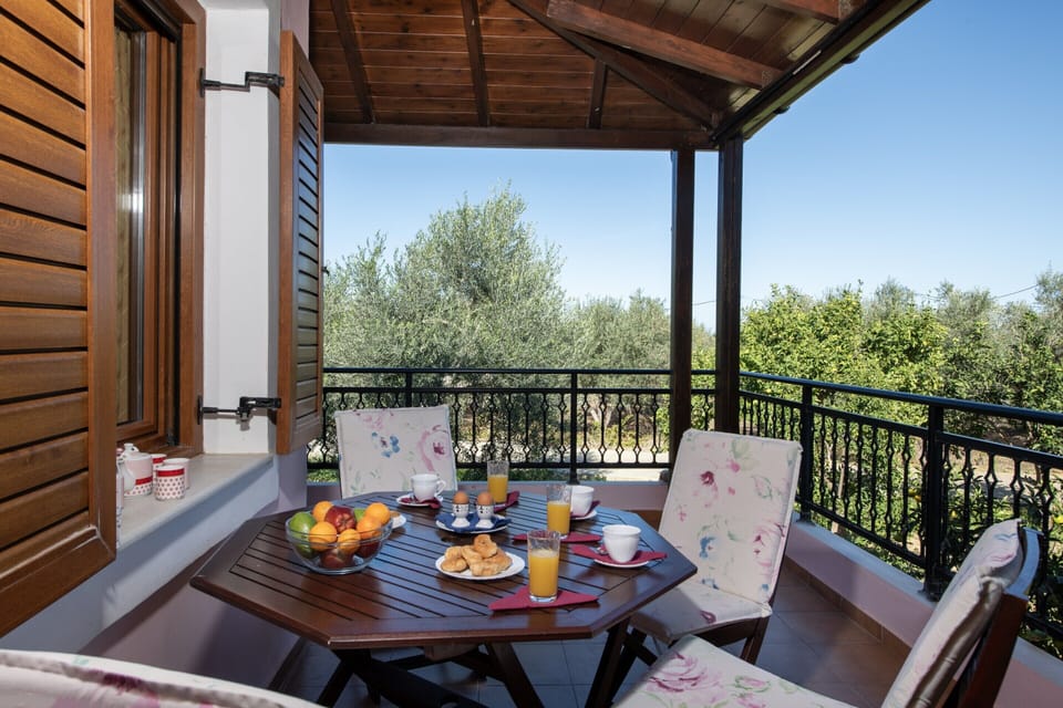 House | Balcony