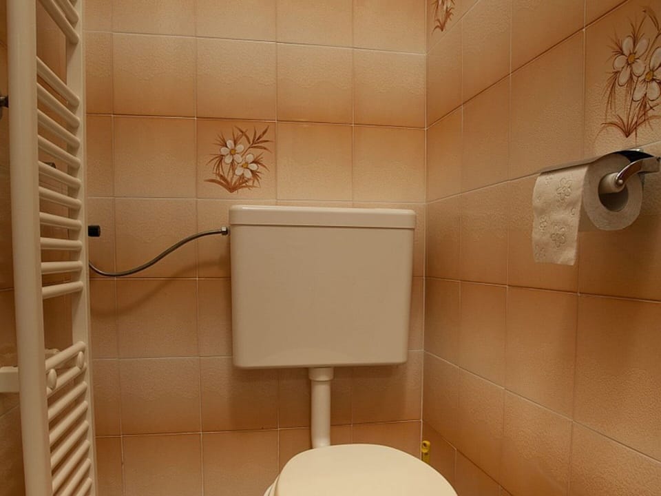 Cozy Apartment in Malinska near Sea Apartment in Primorje-Gorski Kotar County