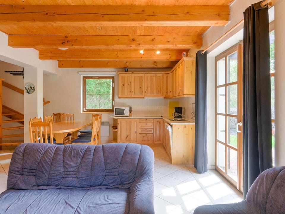 House | Private kitchen | Highchair