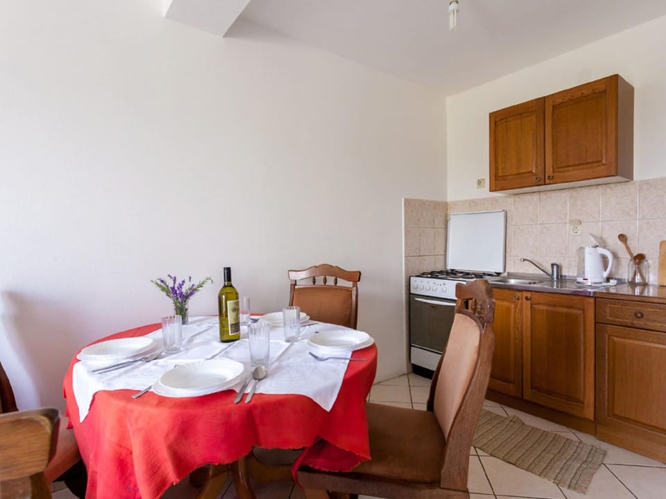 Apartment | Private kitchen