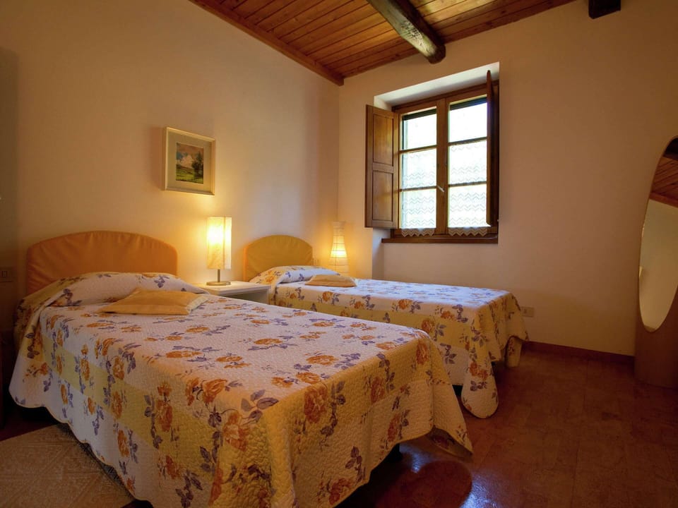 Villa | 4 bedrooms, individually furnished, bed sheets