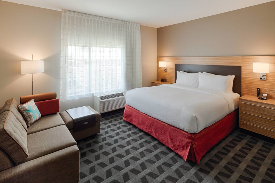 Premium bedding, down comforters, pillowtop beds, desk