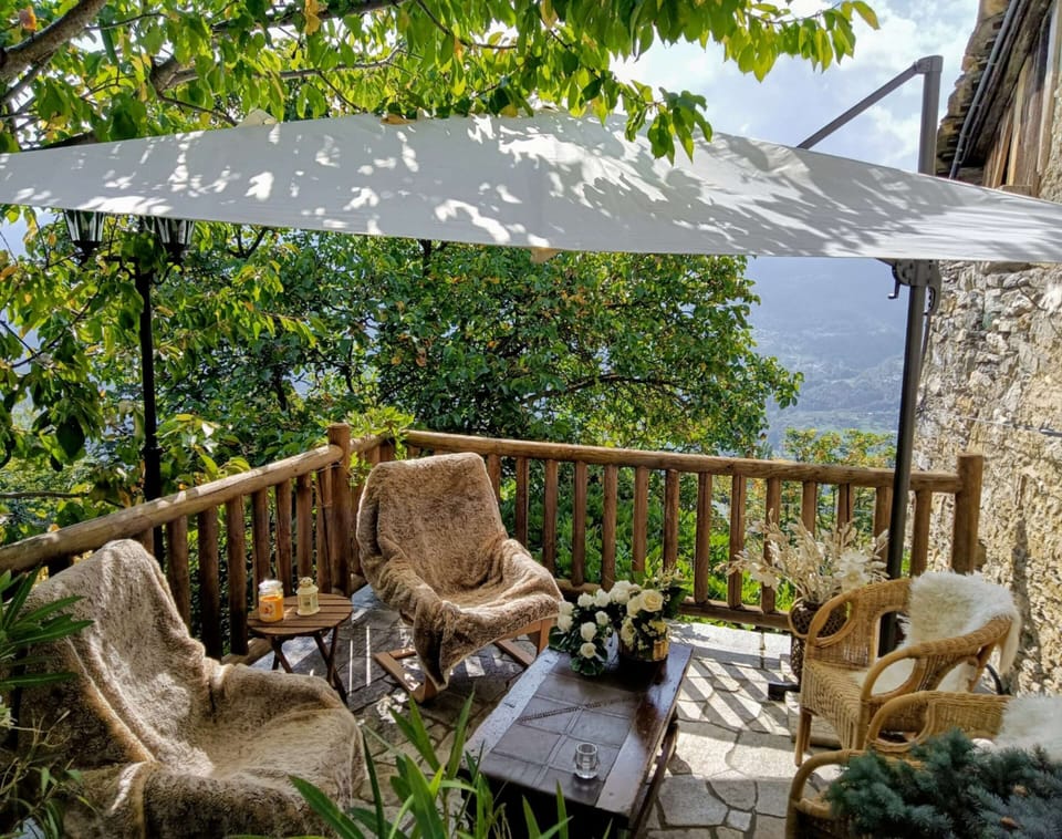Chalet | Balcony
