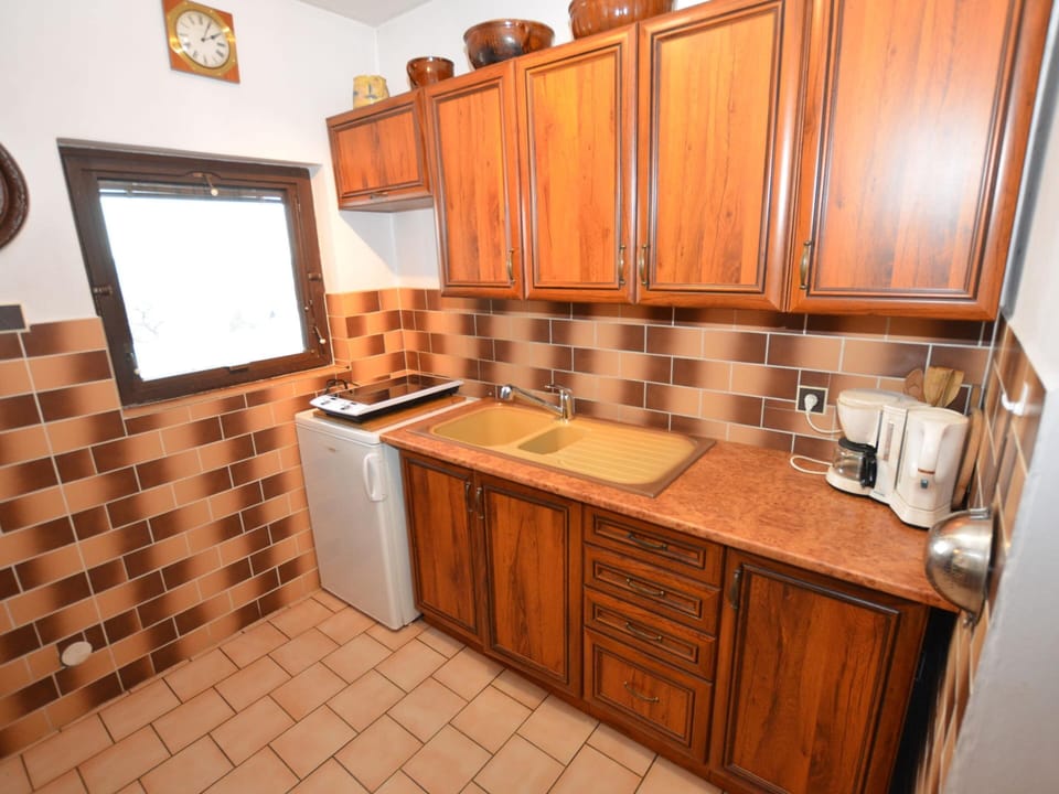 Chalet | Private kitchen | Cookware/dishes/utensils