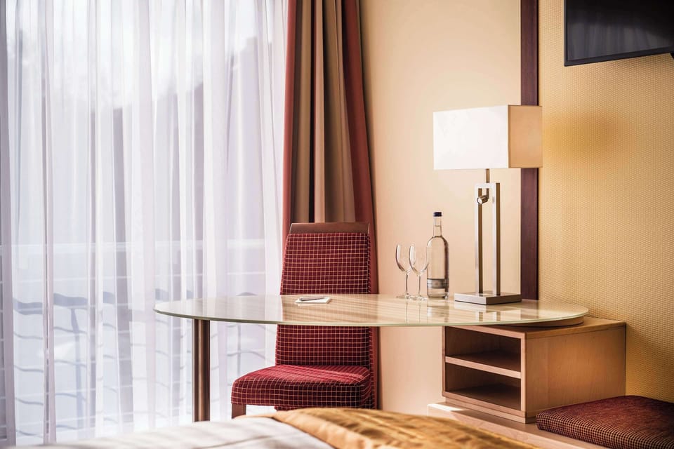 Superior Room, 1 Double Bed | In-room safe, blackout drapes, soundproofing, iron/ironing board