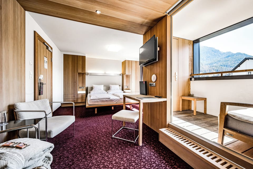 Deluxe Double Room, Balcony (Panorama) | Hypo-allergenic bedding, in-room safe, free WiFi, bed sheets