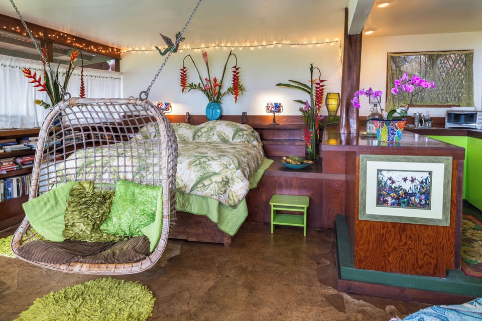 Family Studio, Private Bathroom, Sea View (Writers Studio) | WiFi