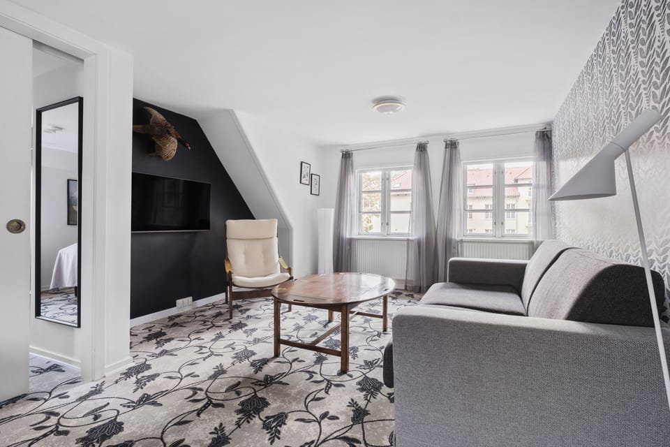 Junior Suite | Memory foam beds, desk, laptop workspace, iron/ironing board