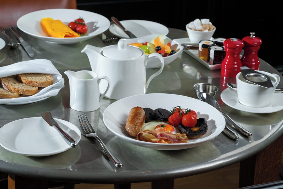Daily full breakfast for a fee