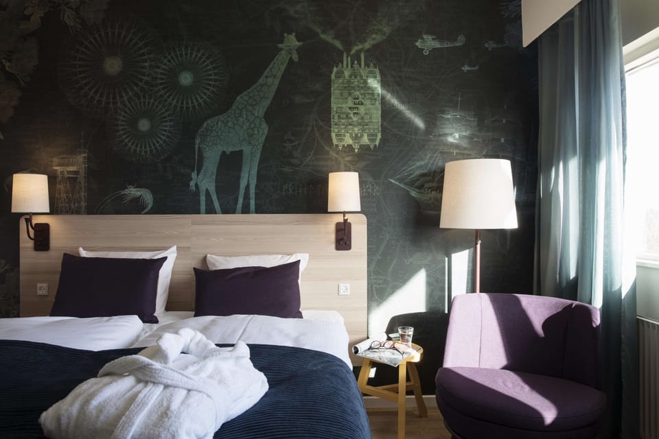Superior Double Room (Extra) | In-room safe, free WiFi, bed sheets