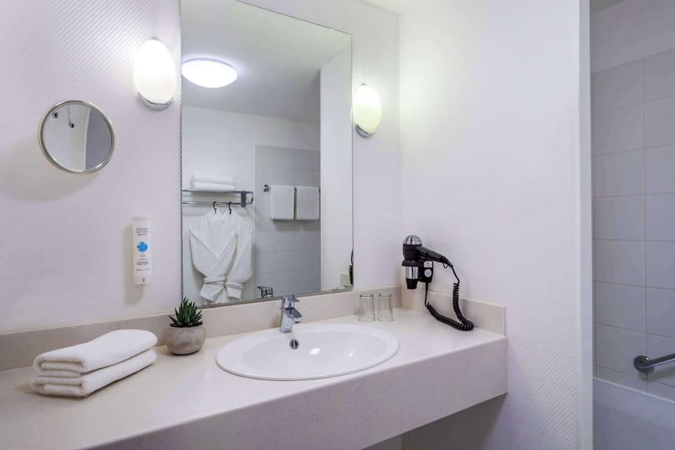 Free toiletries, hair dryer, towels, soap