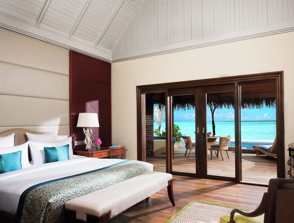 One Bedroom Sunset Beachfront Suite with Pool | Premium bedding, memory foam beds, minibar, in-room safe