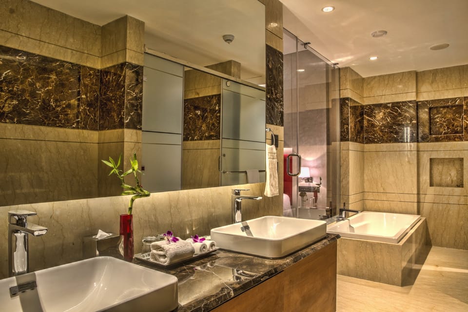 Suite, 1 King Bed (Wine Themed Unique) | Bathroom | Free toiletries, hair dryer, slippers, towels