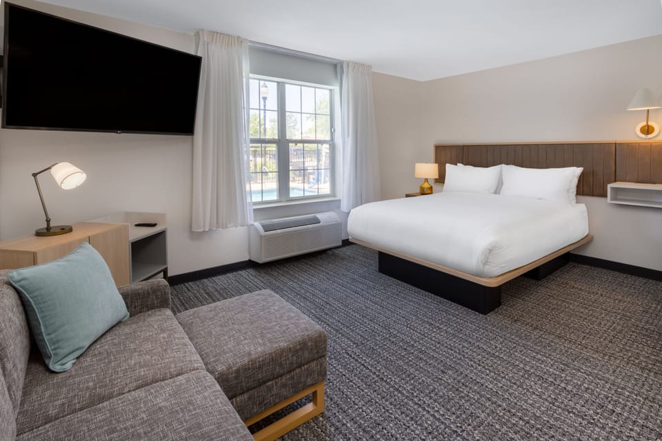 Egyptian cotton sheets, premium bedding, desk, laptop workspace