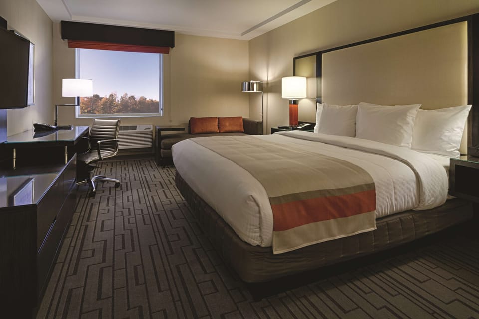 In-room safe, blackout drapes, iron/ironing board, free WiFi