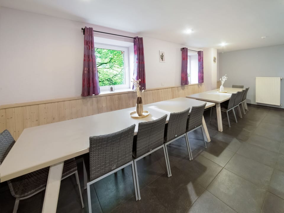 Cottage | Dining