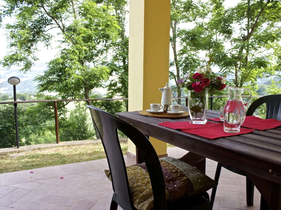 Apartment | Dining