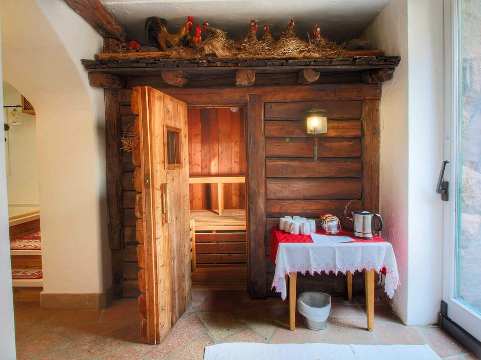 Cottage | Interior