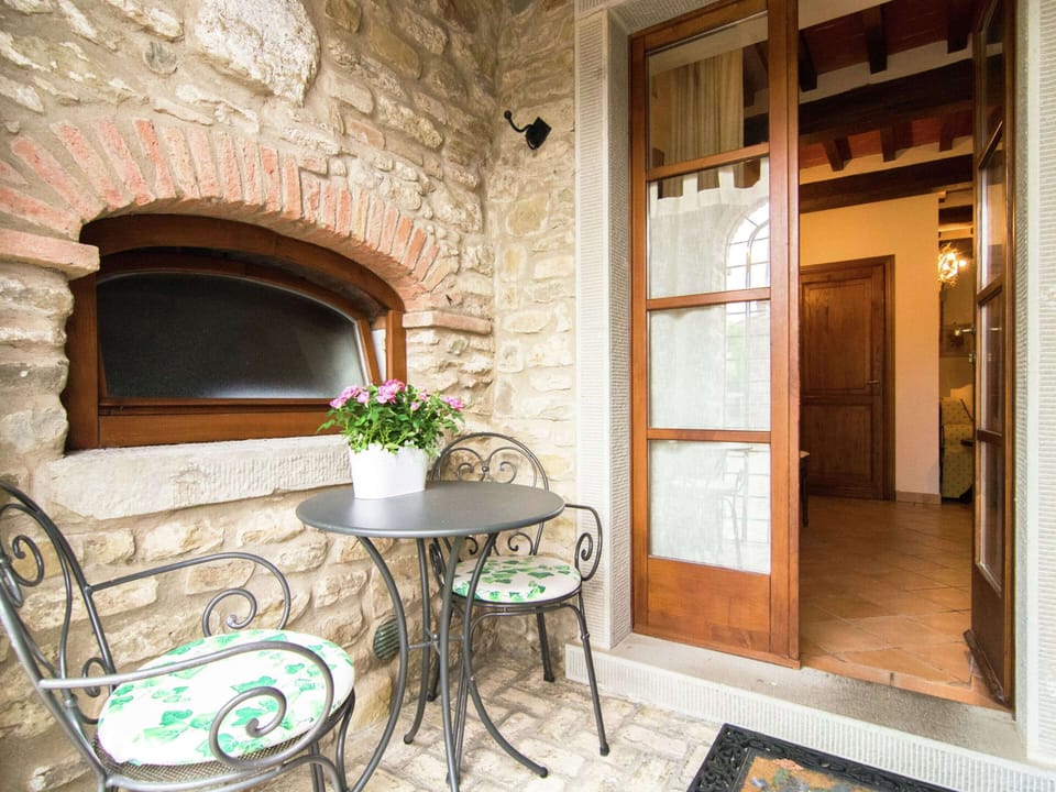House | Dining