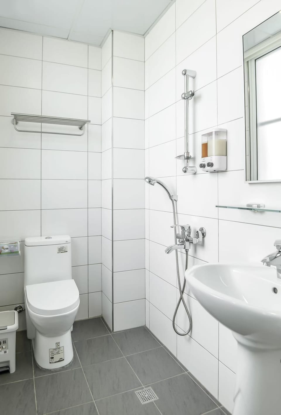 Basic Single Room | Bathroom | Shower, hair dryer, slippers, soap
