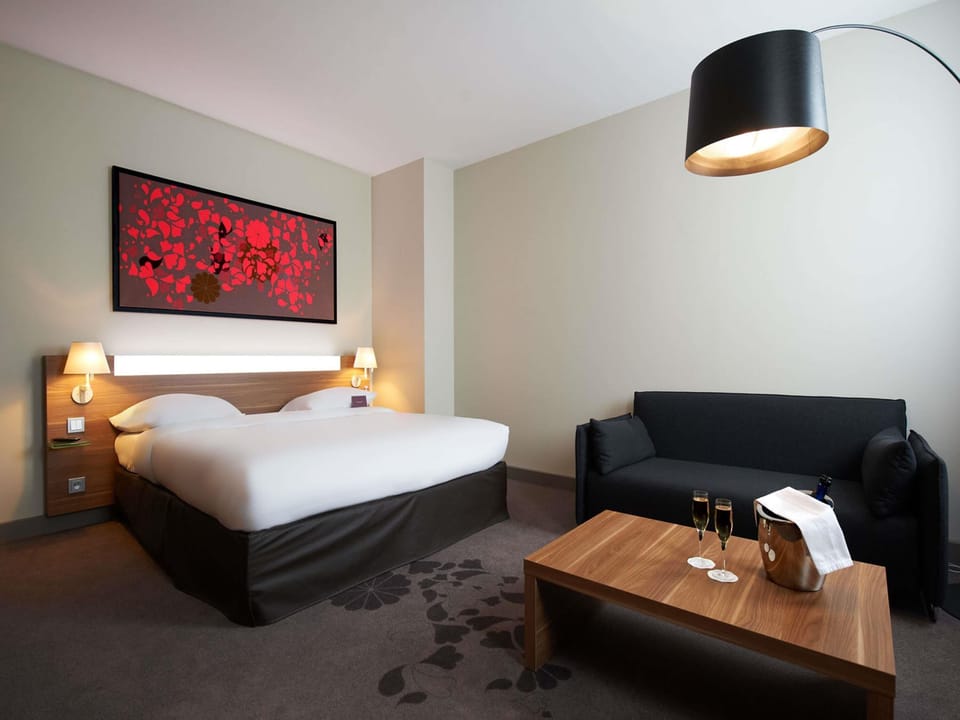 Suite, 1 Double Bed with Sofa bed | Premium bedding, pillowtop beds, in-room safe, desk