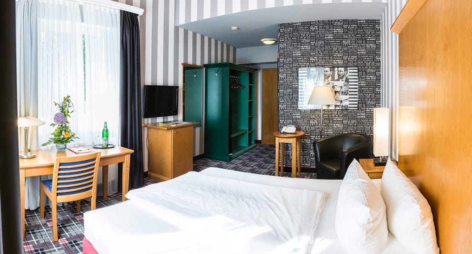 Standard Double Room | Premium bedding, in-room safe, desk, soundproofing