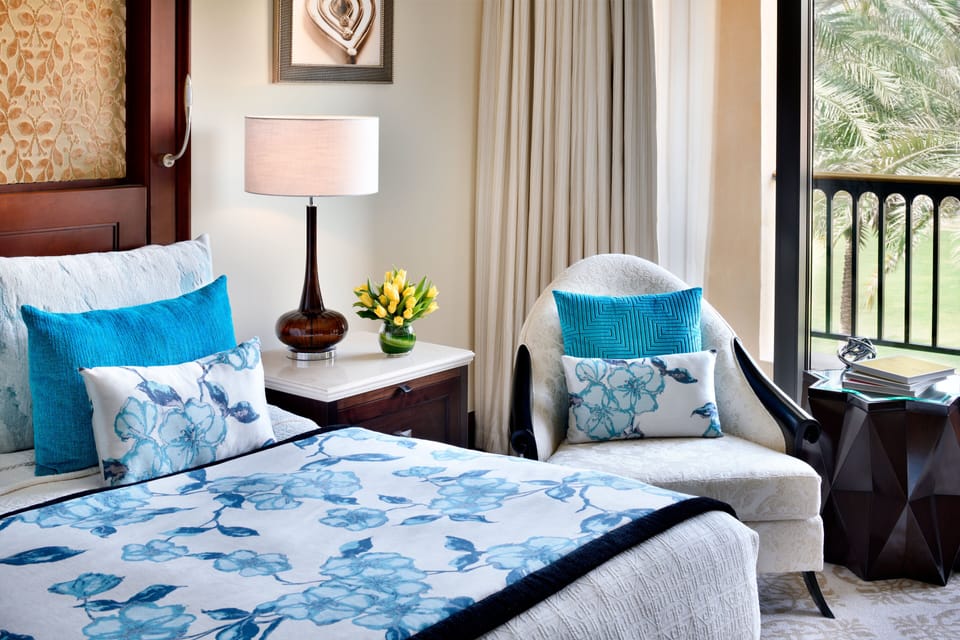Frette Italian sheets, premium bedding, down comforters, minibar