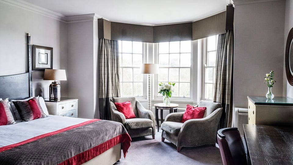 Executive Twin Room | Premium bedding, in-room safe, desk, soundproofing