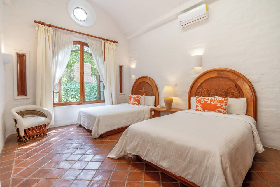 Villa | Premium bedding, down comforters, Select Comfort beds