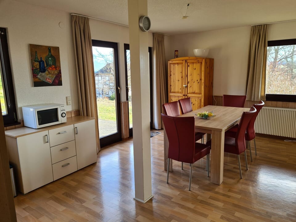 Apartment | Dining