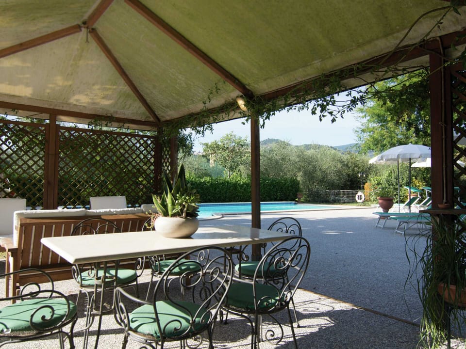 House | Dining