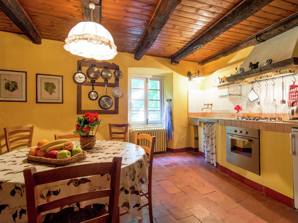 House | Dining