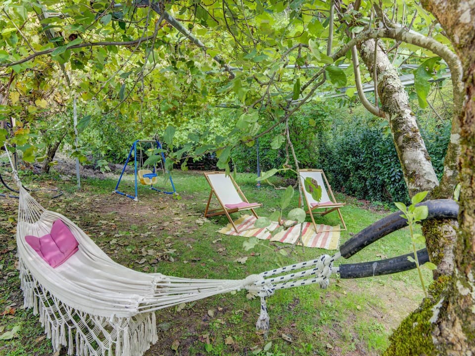Cottage | Garden