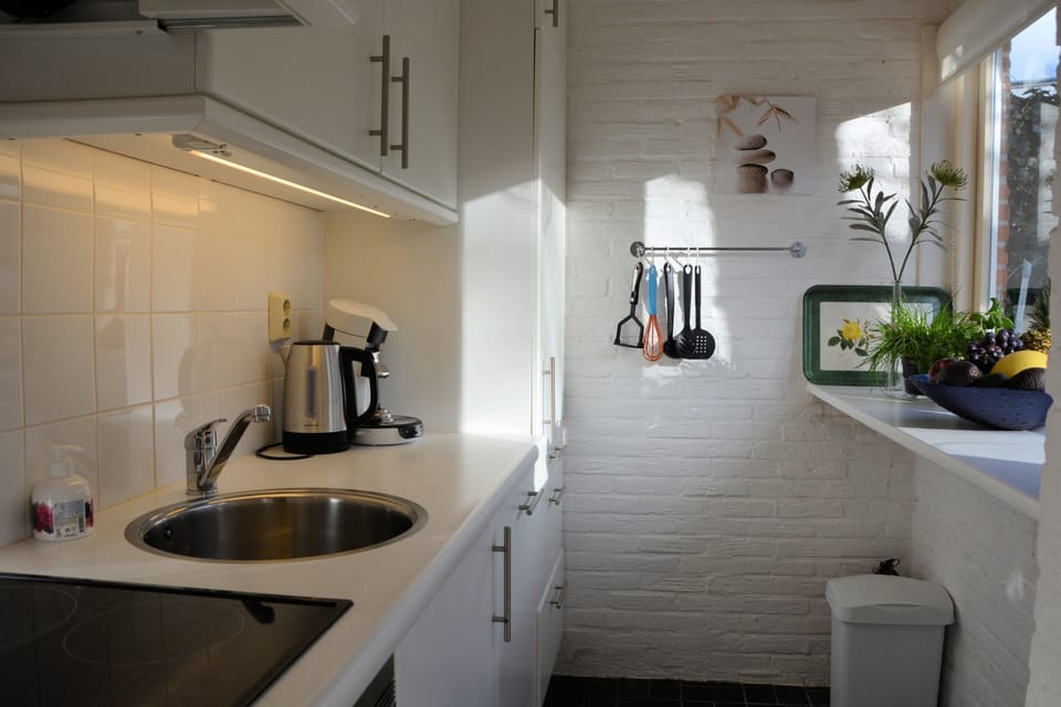 Bungalow | Private kitchen | Highchair
