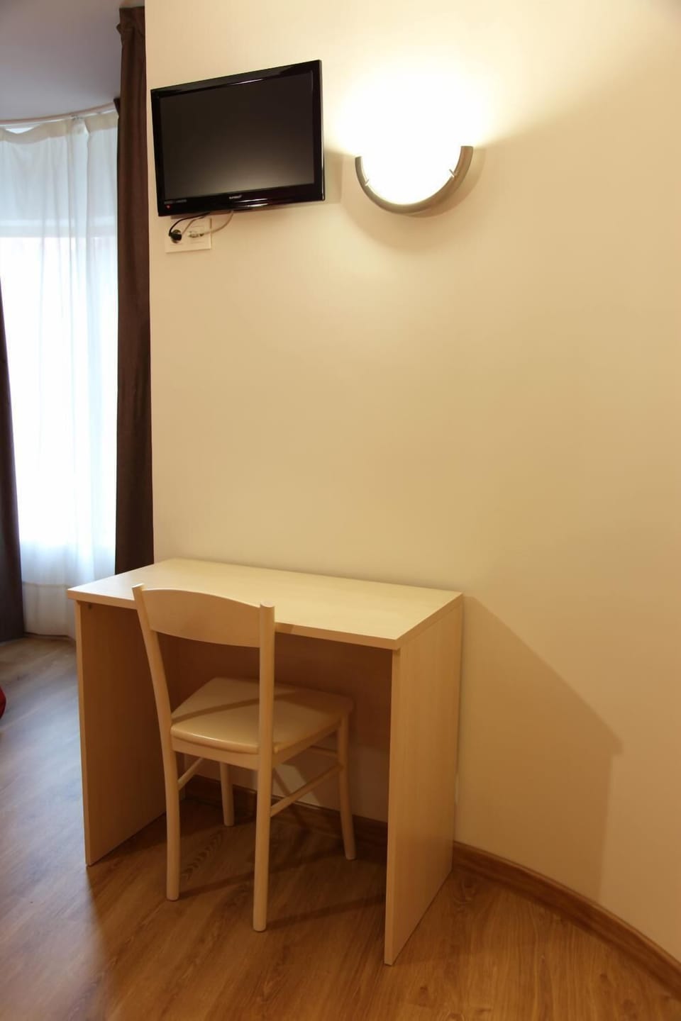 Blackout drapes, free cribs/infant beds, free WiFi, bed sheets