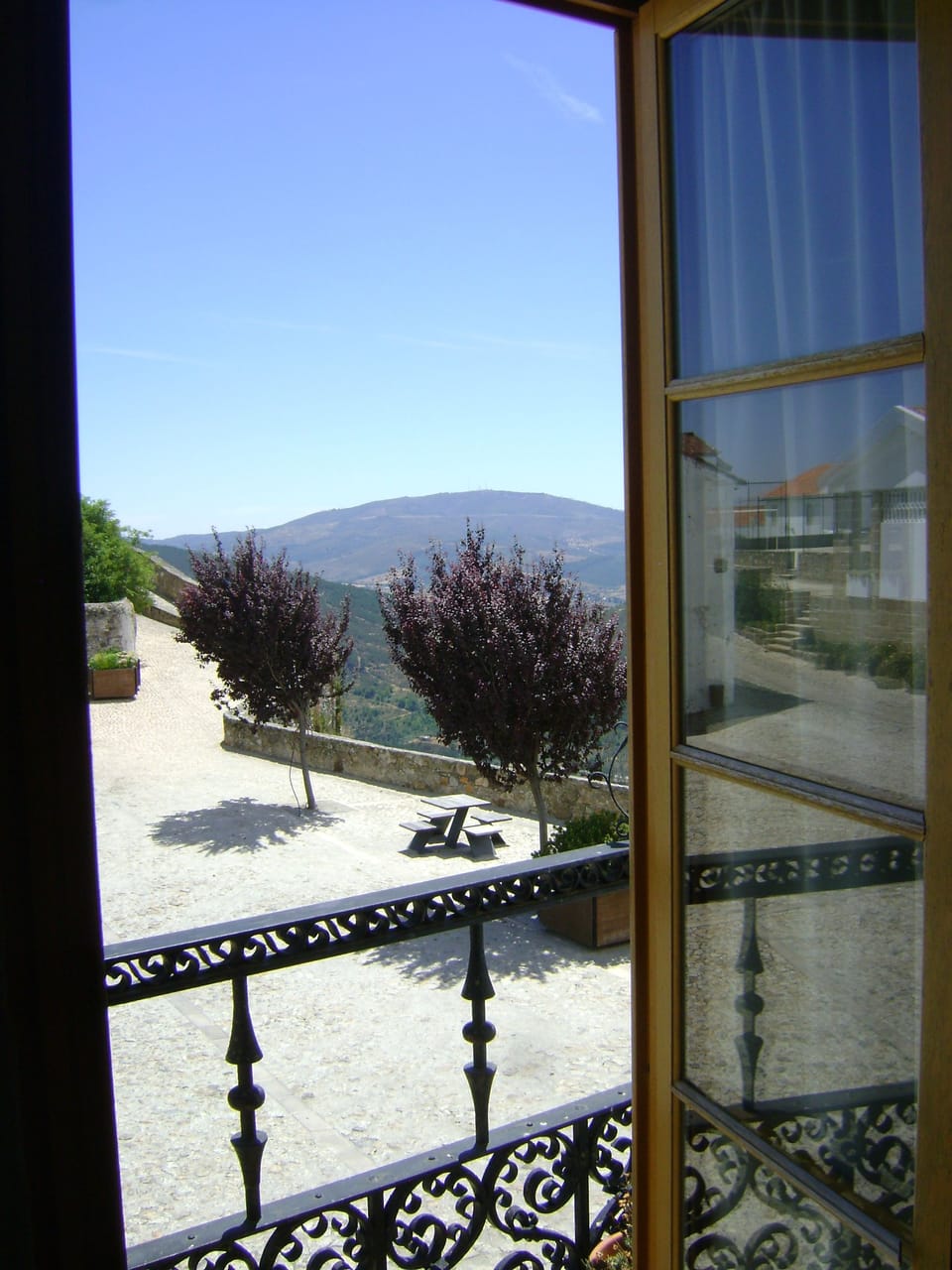 Casa da Árvore Country House in Extremadura, Spain