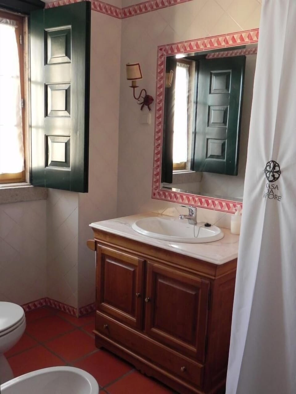 Free toiletries, hair dryer, bidet, towels