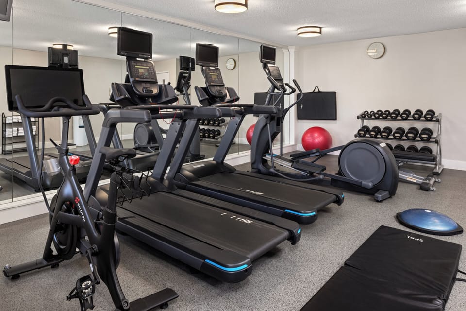 Staybridge Suites MPLS-Maple Grove/Arbor Lakes by IHG Hotel in Maple Grove
