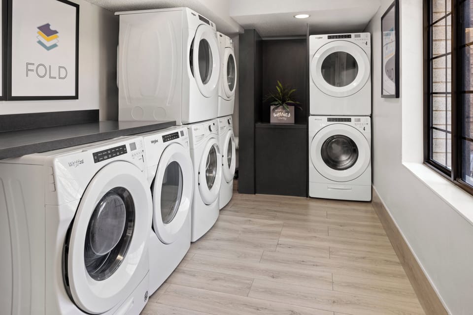 Staybridge Suites MPLS-Maple Grove/Arbor Lakes by IHG Hotel in Maple Grove
