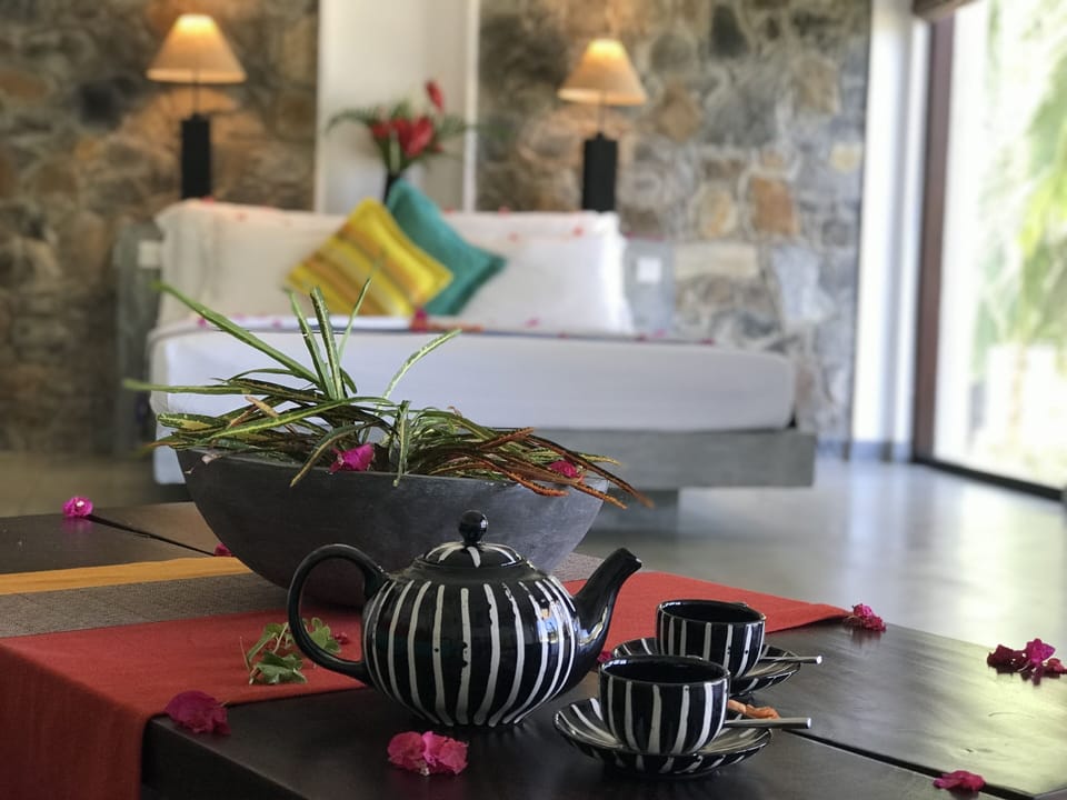Honeymoon Suite | In-room safe, individually decorated, individually furnished, desk