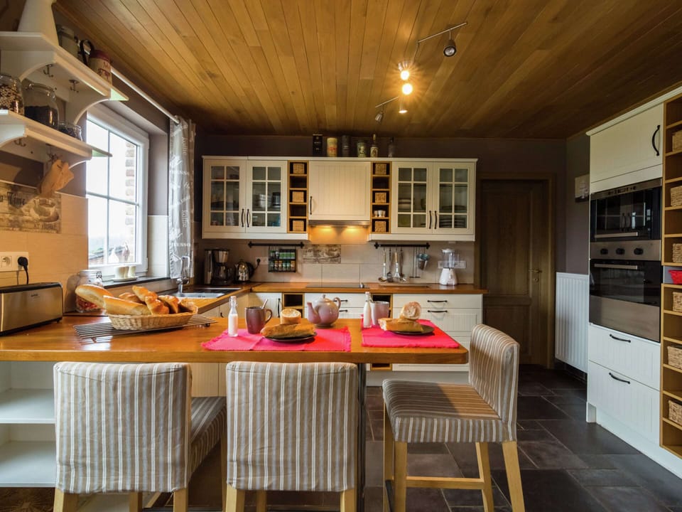 House | Private kitchen | Highchair