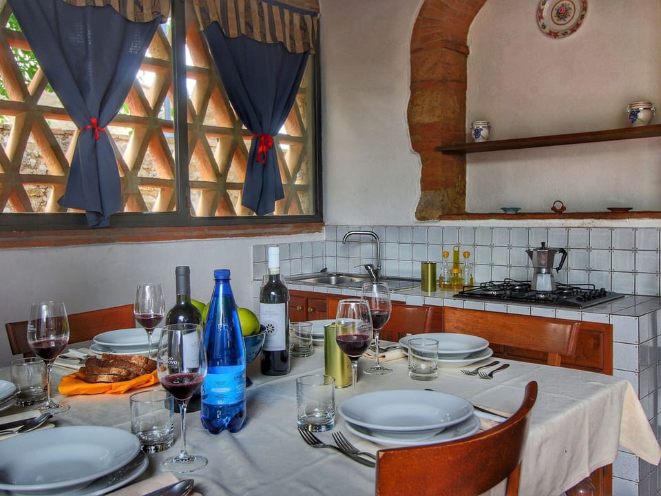 House | Dining