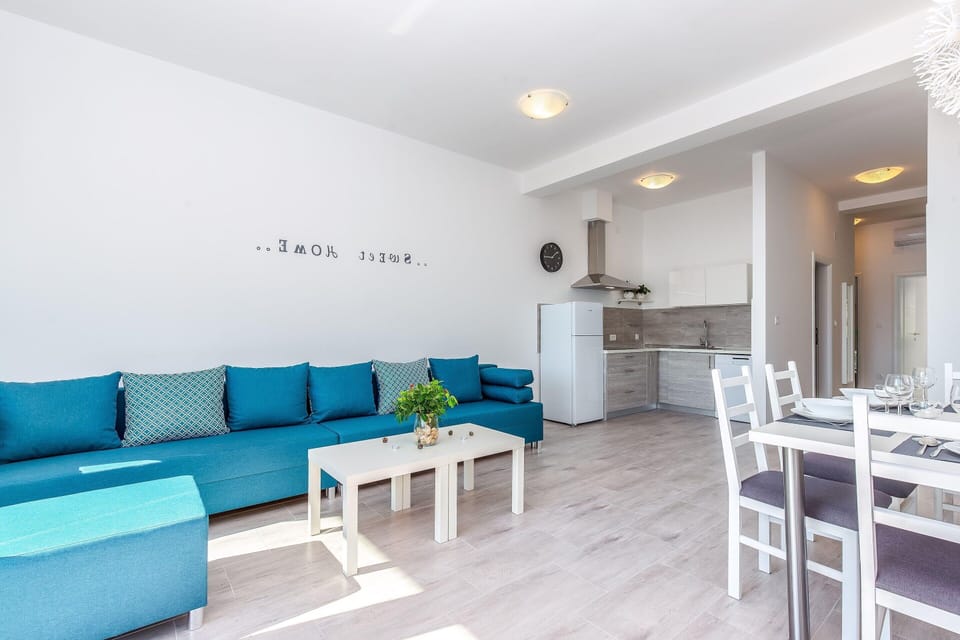 Villa | Living room