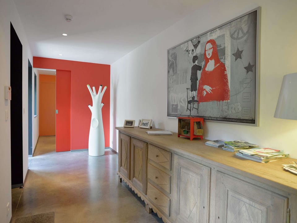 House | Reception