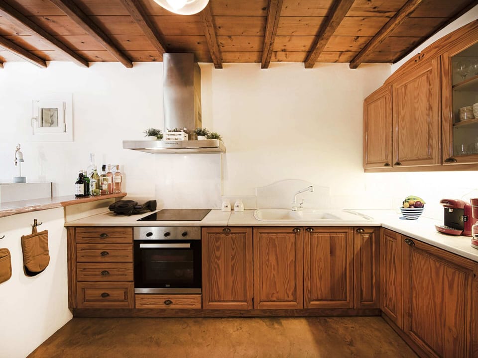 Villa | Private kitchen | Electric kettle, toaster, highchair