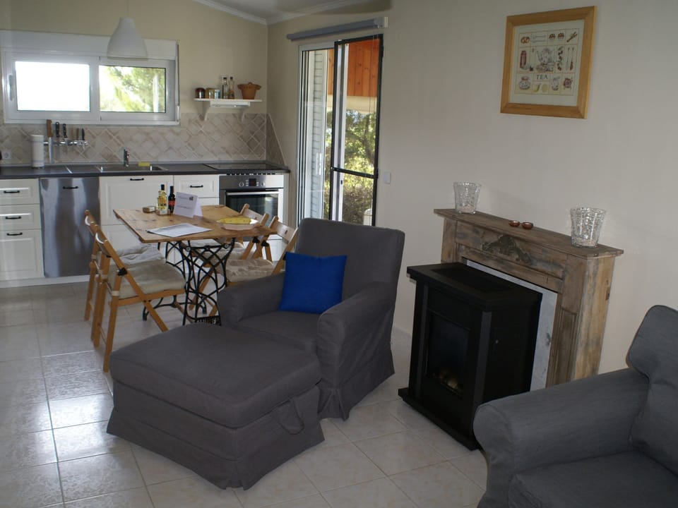 House | Dining