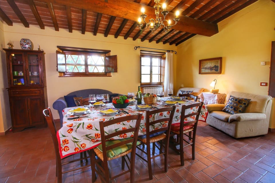 Apartment | Dining